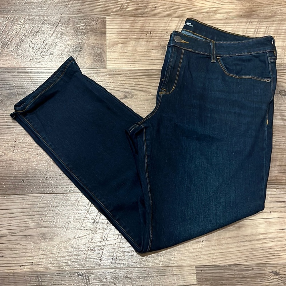 Old Navy Women’s Power Slim Straight Jeans Size 16 Petite, New Without Tags